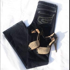 Rock and Republic Kassandra Bootcut Low Rise Jeans